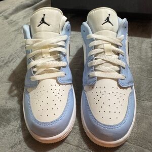 Nike Jordan Low Top Sneakers in White & Light Blue